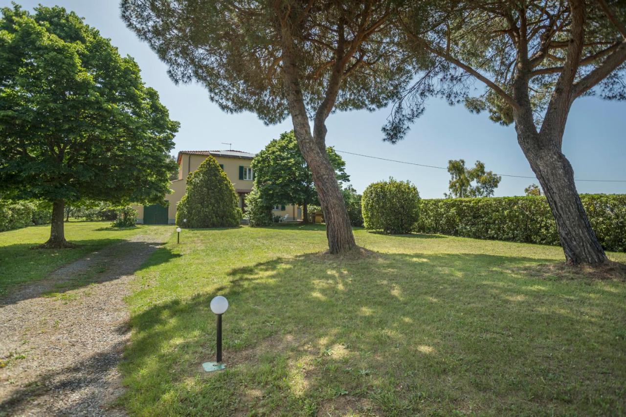 Podere Belvedere ลีวอร์โน ภายนอก รูปภาพ