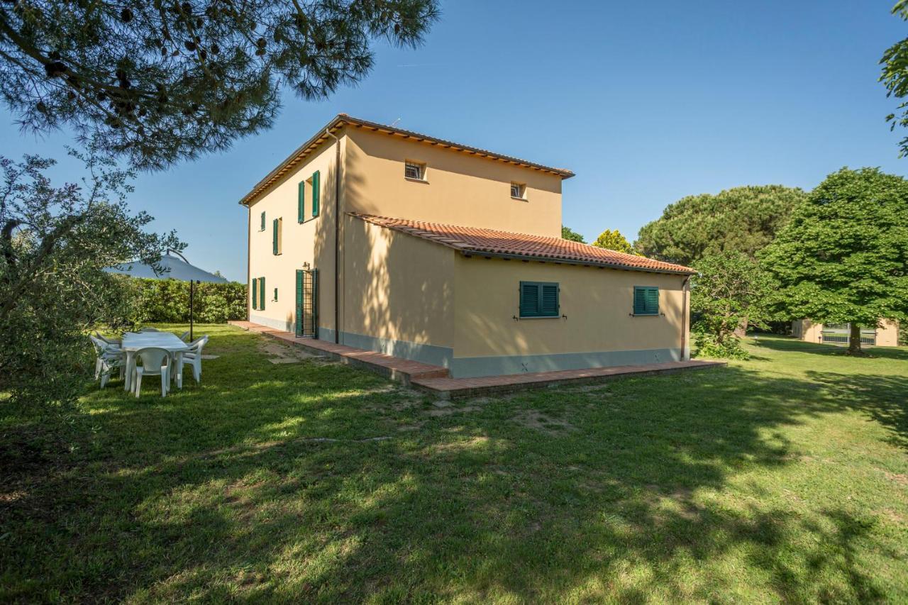 Podere Belvedere ลีวอร์โน ภายนอก รูปภาพ