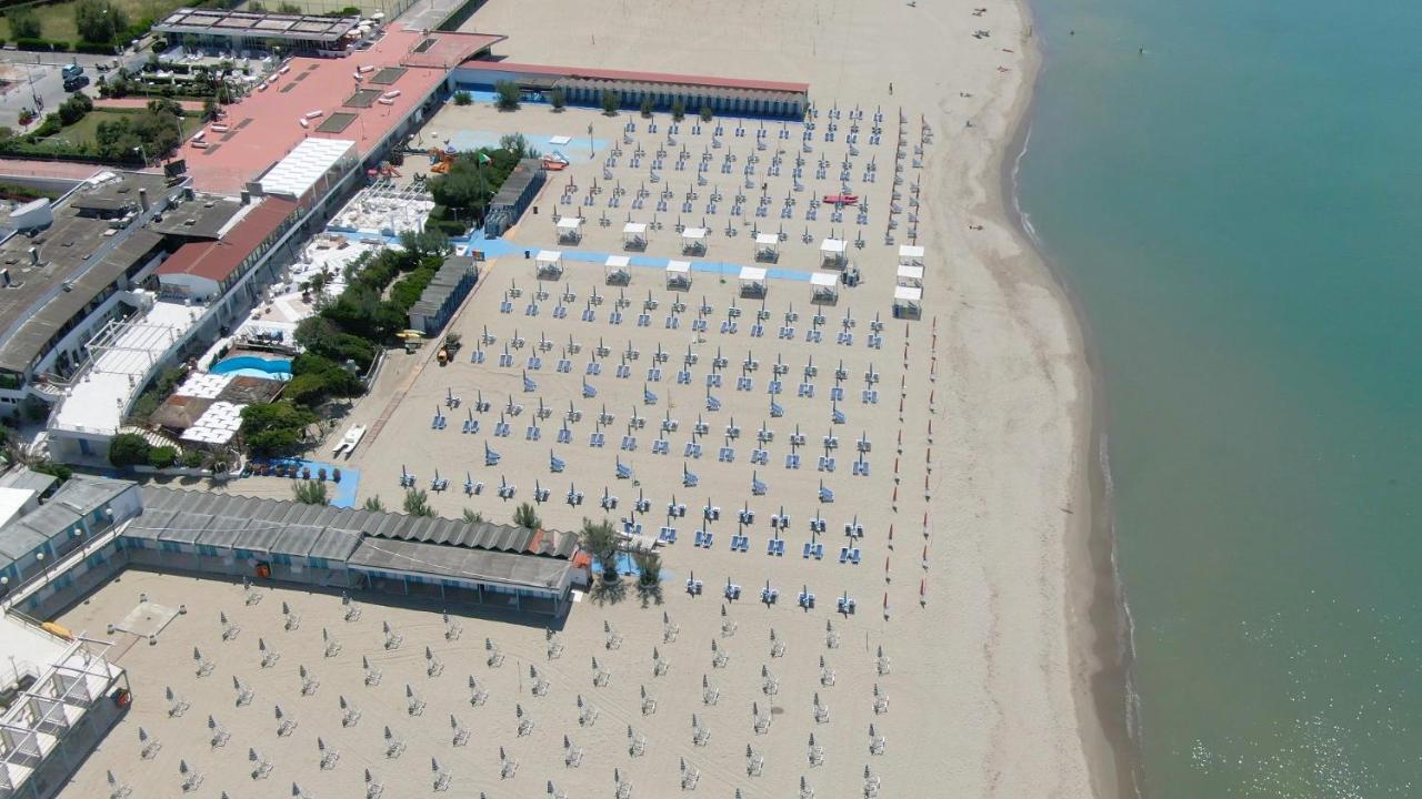 Podere Belvedere ลีวอร์โน ภายนอก รูปภาพ
