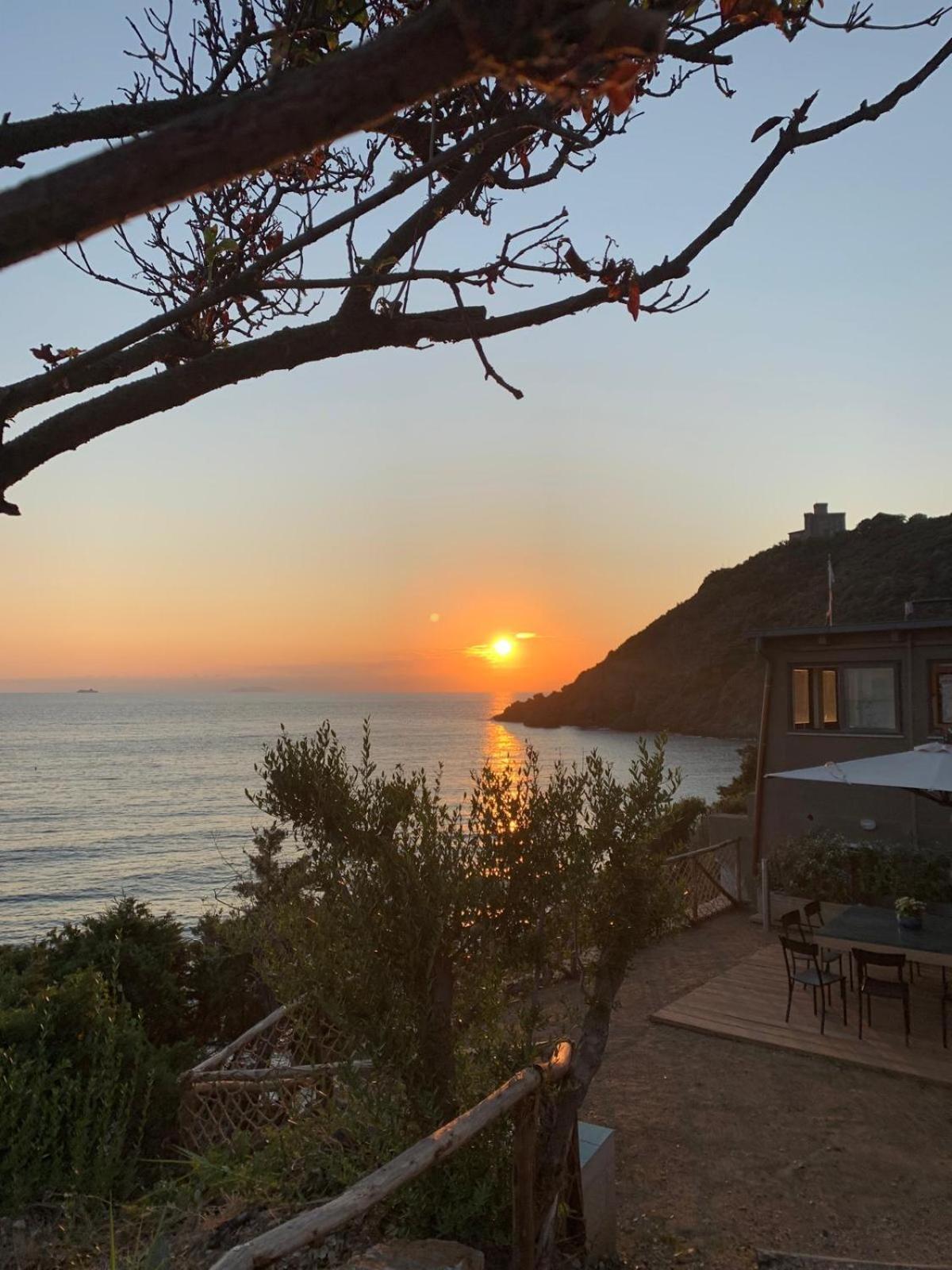 Podere Belvedere ลีวอร์โน ภายนอก รูปภาพ